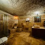 Chelebi Cave House ホテル 2*