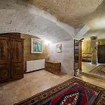 Chelebi Cave House 2*