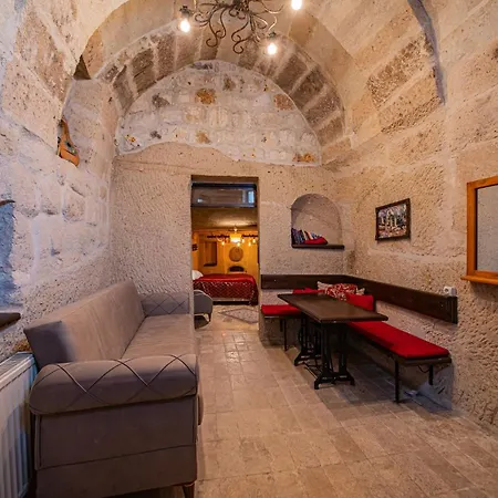 فندق Chelebi Cave House