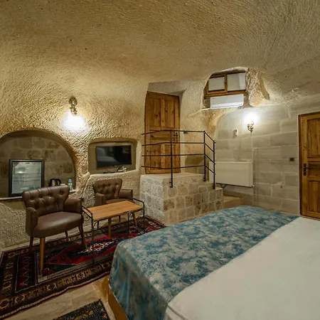 ホテル Chelebi Cave House ギョレメ
