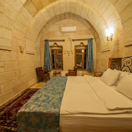 Chelebi Cave House Hotel 2*