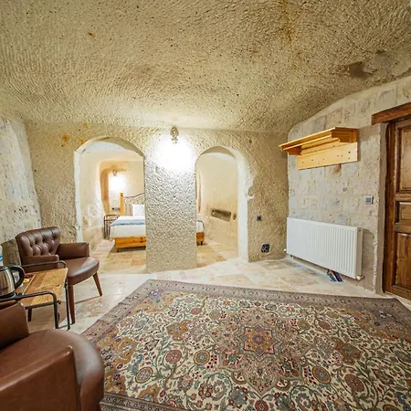 Chelebi Cave House 2* ギョレメ