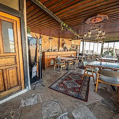 Chelebi Cave House 2* Göreme