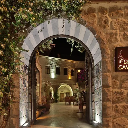Chelebi Cave House فندق