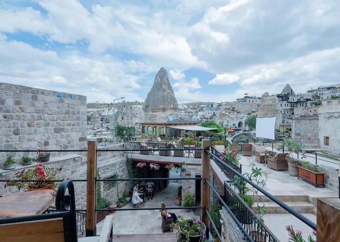 فندق Chelebi Cave House 2*