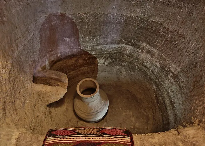 فندق Chelebi Cave House