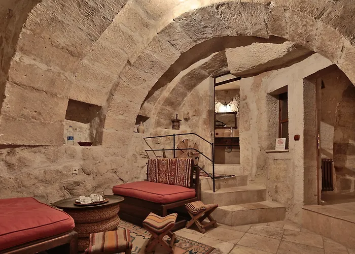 Chelebi Cave House Hotel 2*