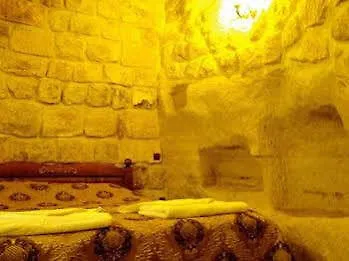 Chelebi Cave House غوريمِيه